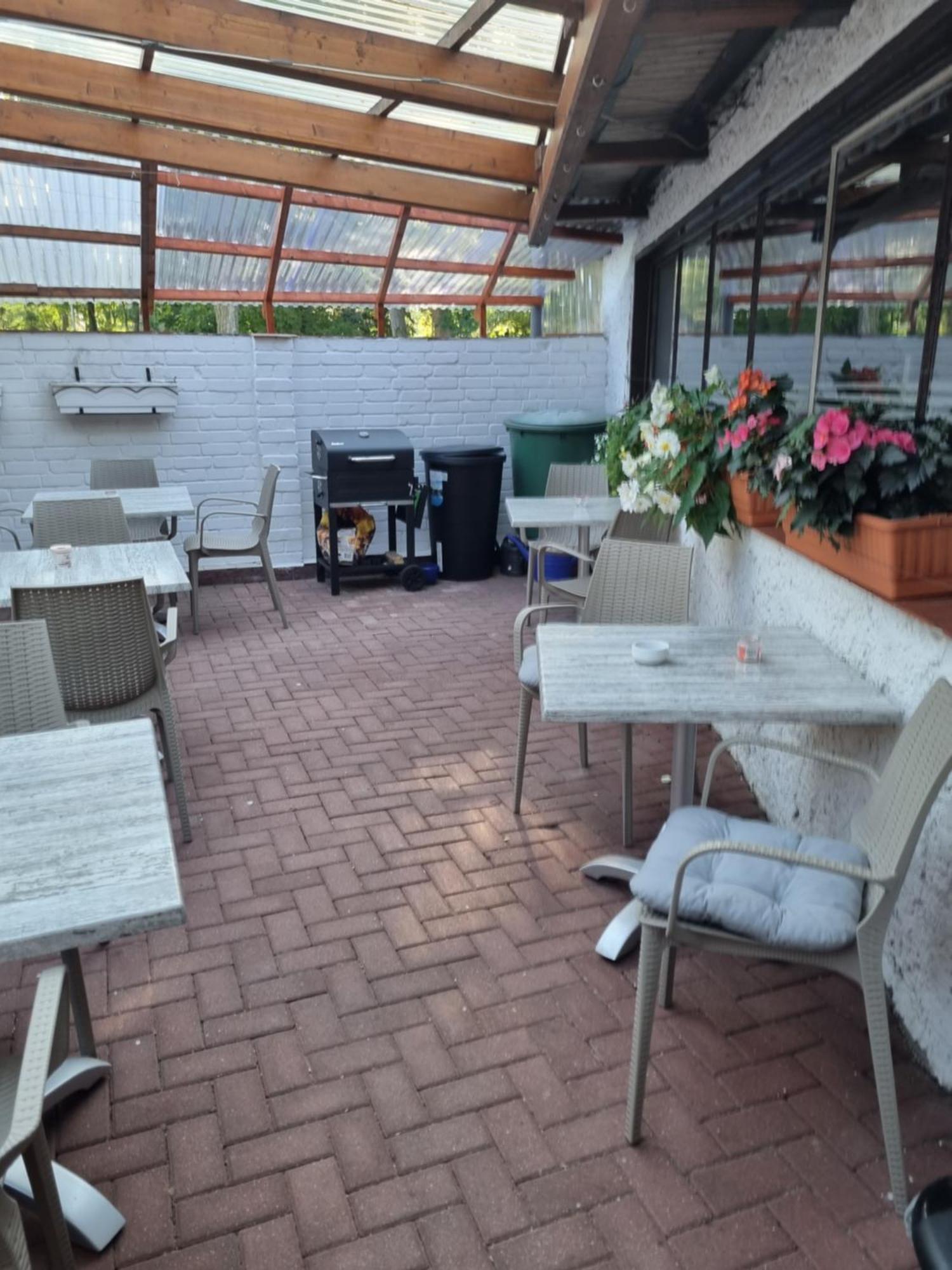 Schoene Geraeumige Am Park Apartment Heringsdorf (Usedom)